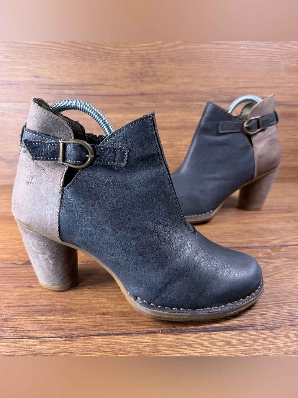 Women El Naturalista Colibri N472 Block Heel Boots Booties Women’s Size 6.5 (37)